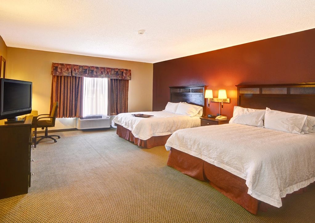 Hampton Inn & Suites Лоутън Стая снимка